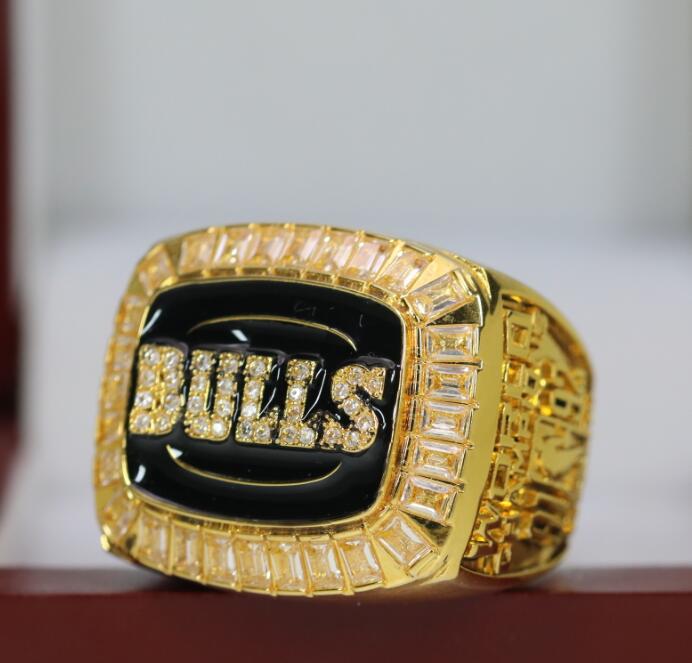 1992 Chicago Bulls NBA Basketball Championship Ring