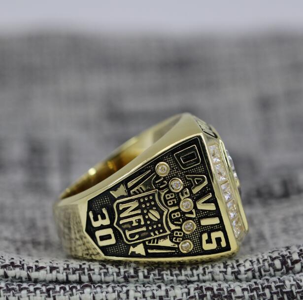 1997 Denver Broncos NFL Super Bowl Championship Ring