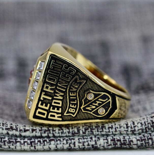 1998 Detroit Red Wings NHL Stanley Cup Championship Ring