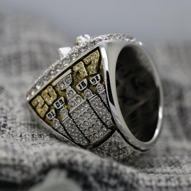 2017 Pittsburgh Penguins NHL Stanley Cup Championship Ring