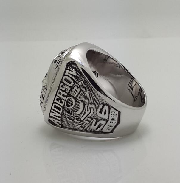 2004 Boston Red Sox MLB World Series Championship Ring