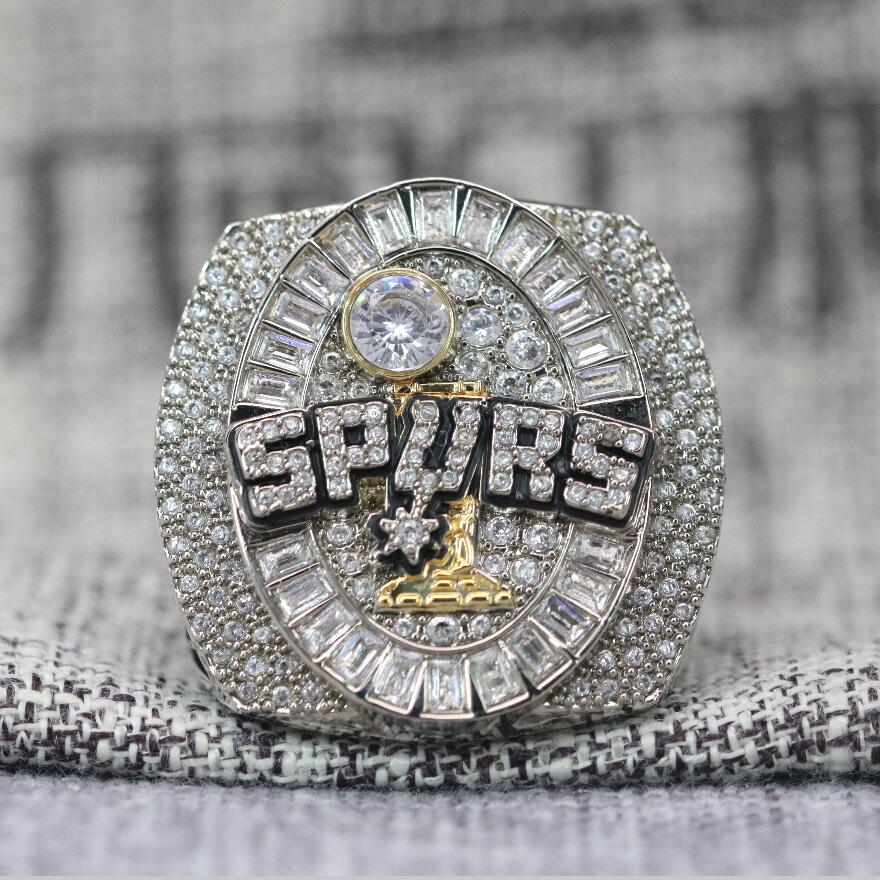 2005 San Antonio Spurs NBA Basketball Championship Ring