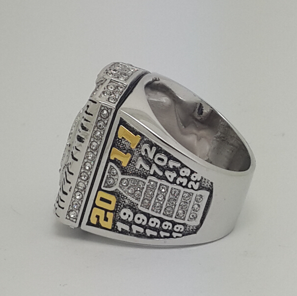 2011 Boston Bruins NHL Stanley Cup Championship Ring