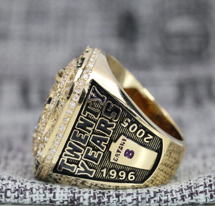 2016 Los Angeles Lakers NBA Kobe Bryant Basketball Ring