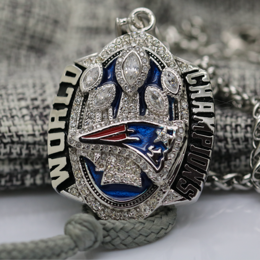 2016 New England Patriots Super Bowl Championship Pendant