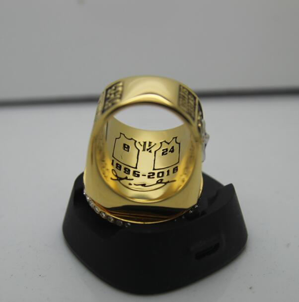 2010 Los Angeles Lakers NBA Basketball Championship Ring