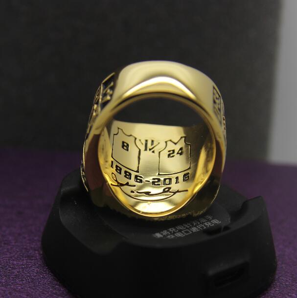 2002 Los Angeles Lakers NBA Basketball Championship Ring