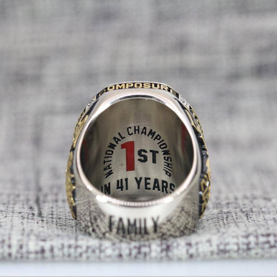 2022 Georgia Bulldogs NCAA National Championship ring
