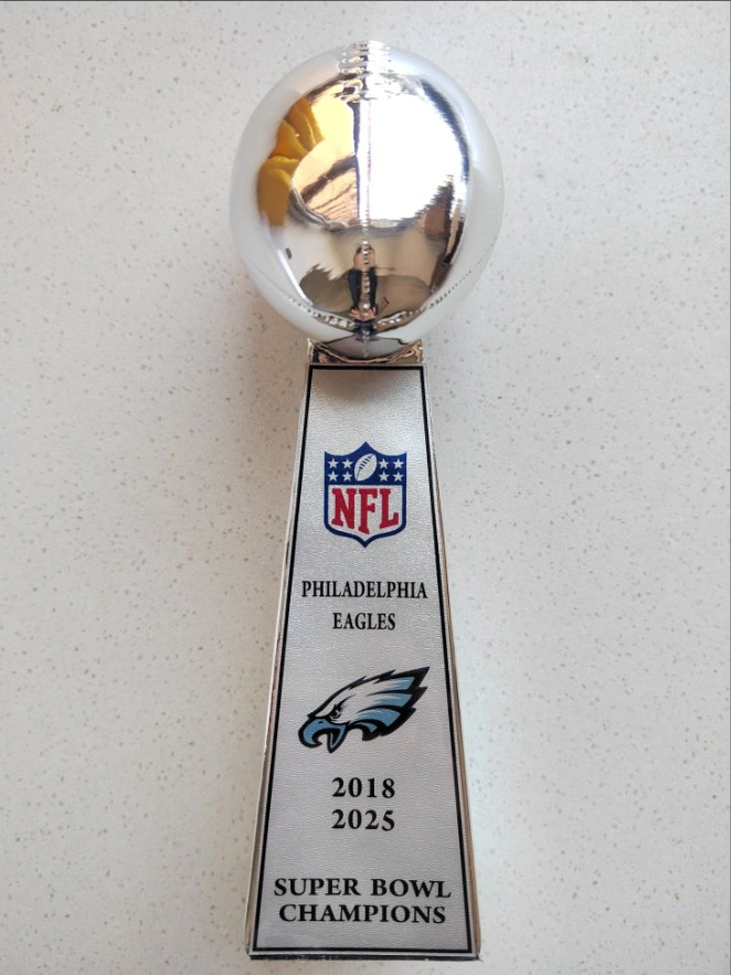 Philadelphia Eagles Super Bowl Championship VINCE LOMBARDI Trophy 9'' Nice Gift