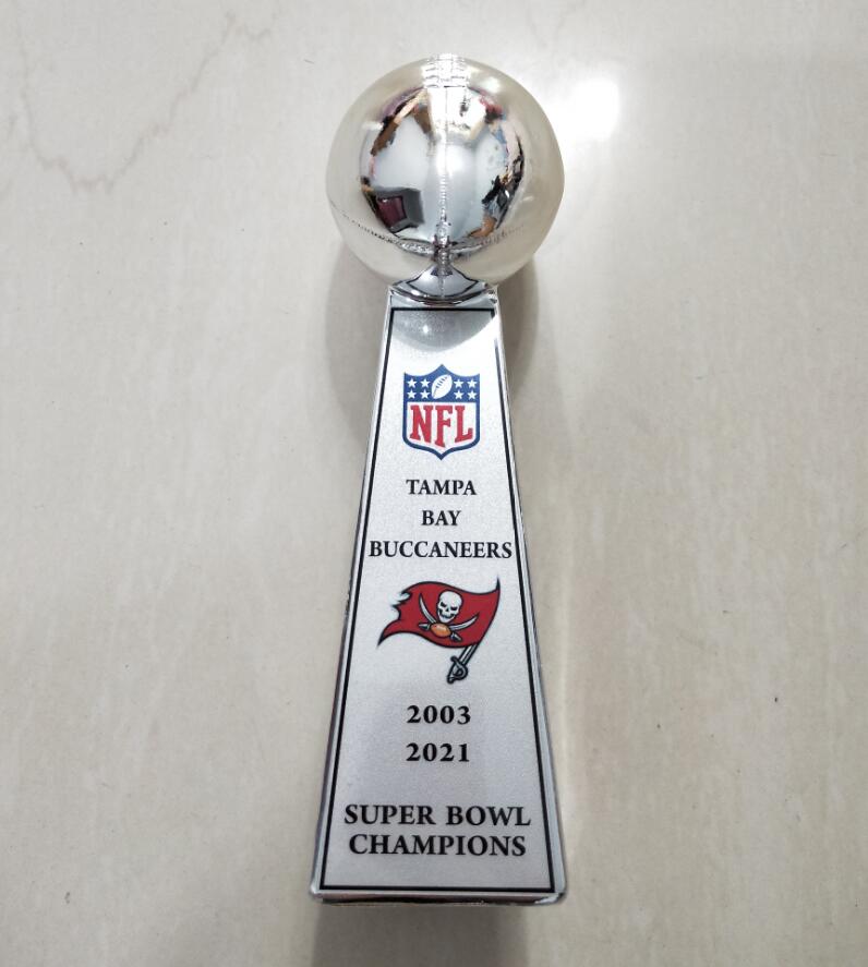 Tampa Bay Buccaneers Super Bowl Championship VINCE LOMBARDI Trophy 9'' Nice Gift