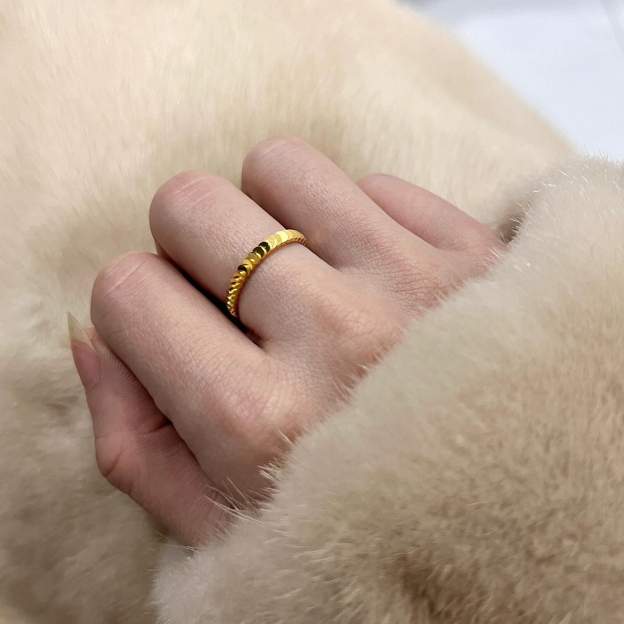 18K Gold Ring, Gold-Plated, Stackable Design, Fashion Jewelry, Everyday Wear