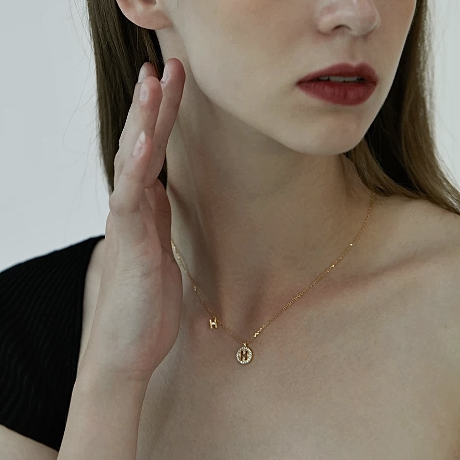 14K gold-plated necklace featuring an alphabet letter pendant