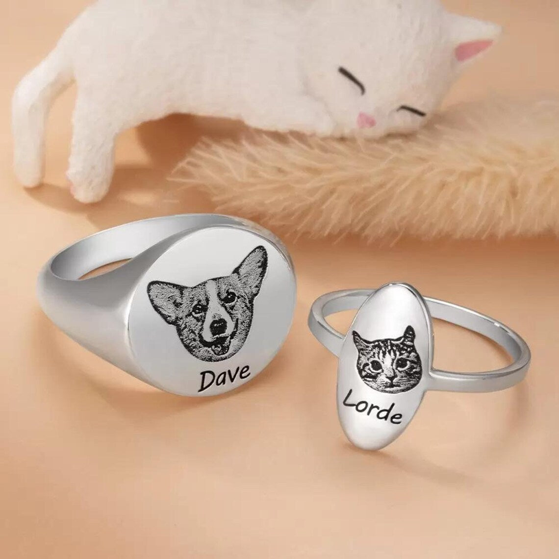 Custom Engraved Pet Portrait Ring – Personalized with Name and Image