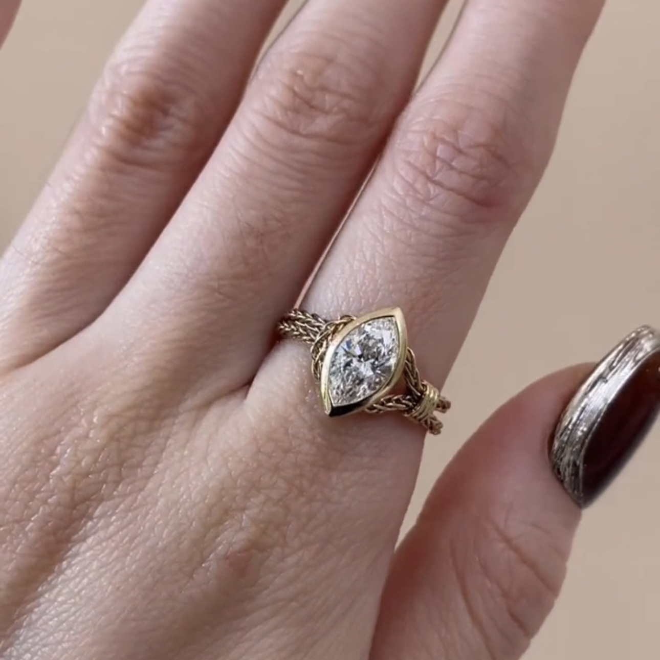 Marquise Soft Chain Ring - Lab Grown Diamond