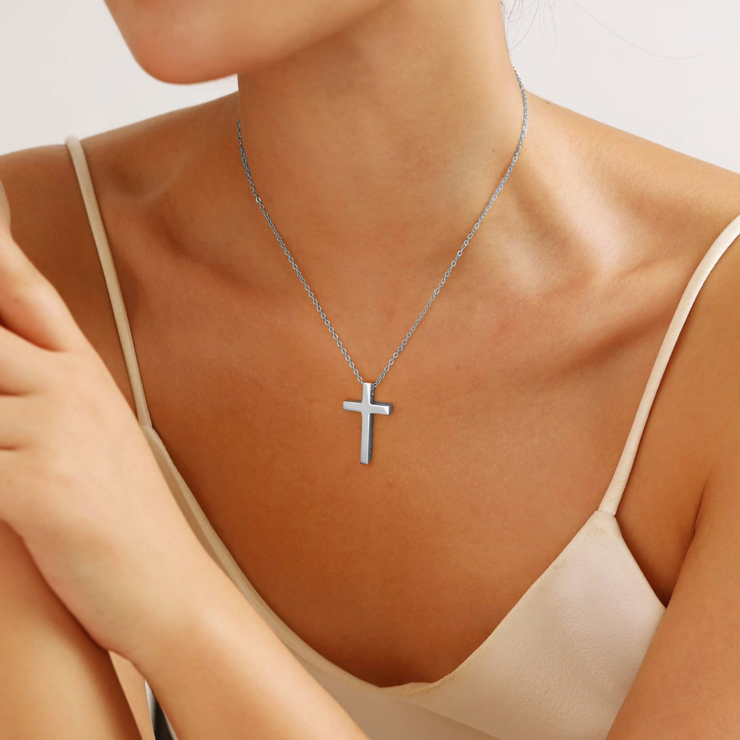 Personalized Silver Cross Necklace – Custom Engraved Sterling Silver Christian Cross Pendant for Women