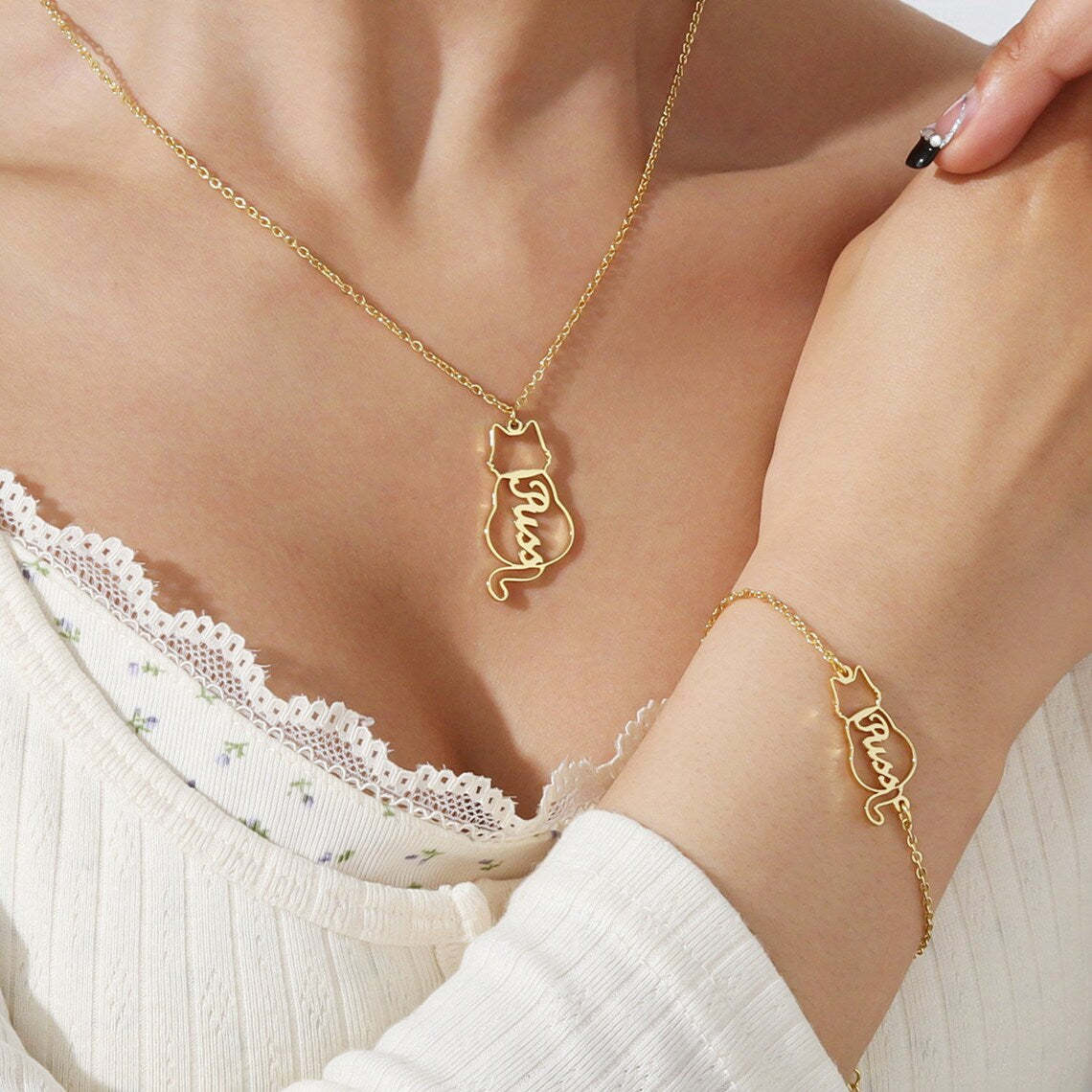 Gold Plated Pet-Wrapped Name Bracelet - Personalized Engraved Jewelry Gift