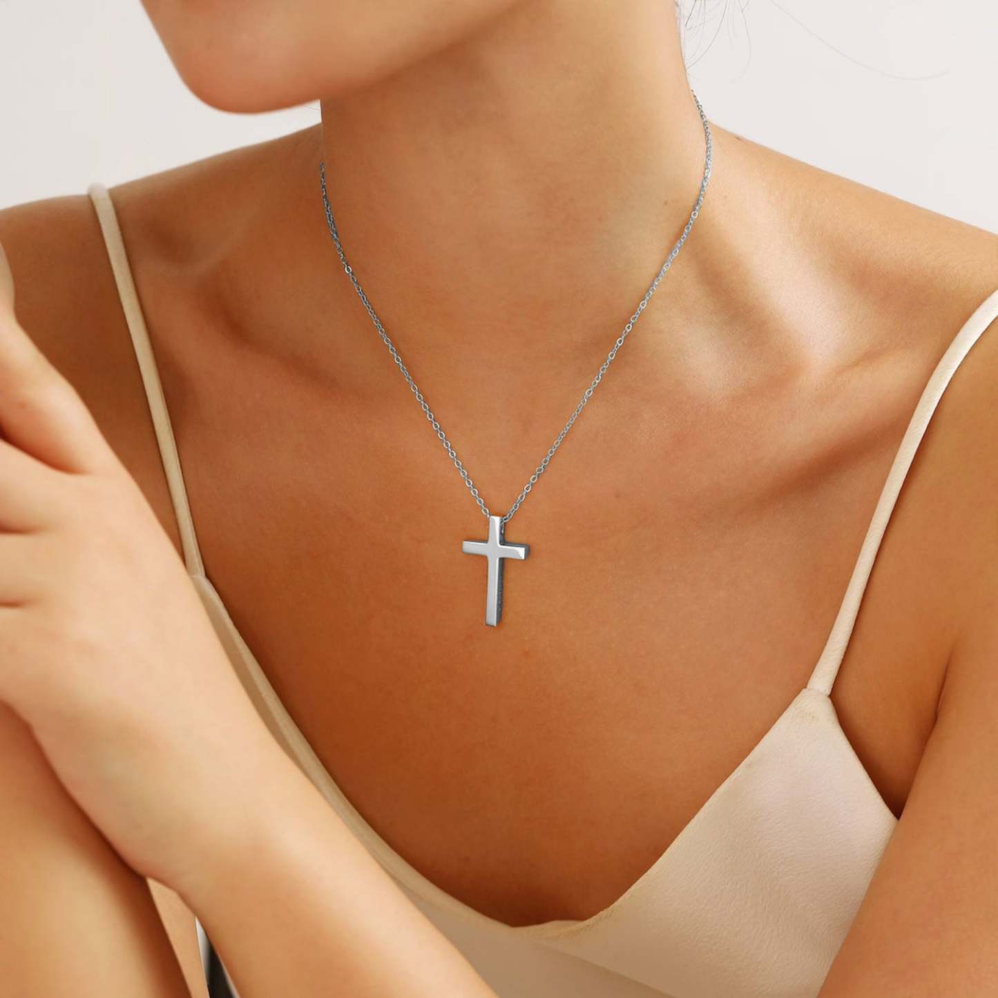 Personalized Silver Cross Necklace – Custom Engraved Sterling Silver Christian Cross Pendant for Women