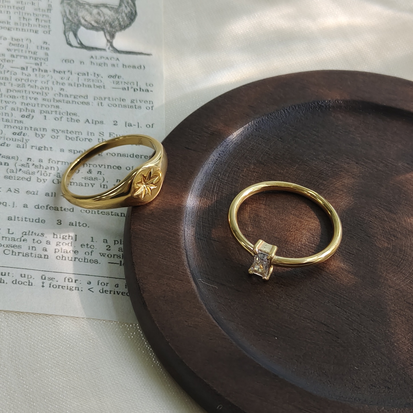 18K Gold Ring, Gold-Plated, Solitaire Ring, Classic Jewelry, Women's Gift