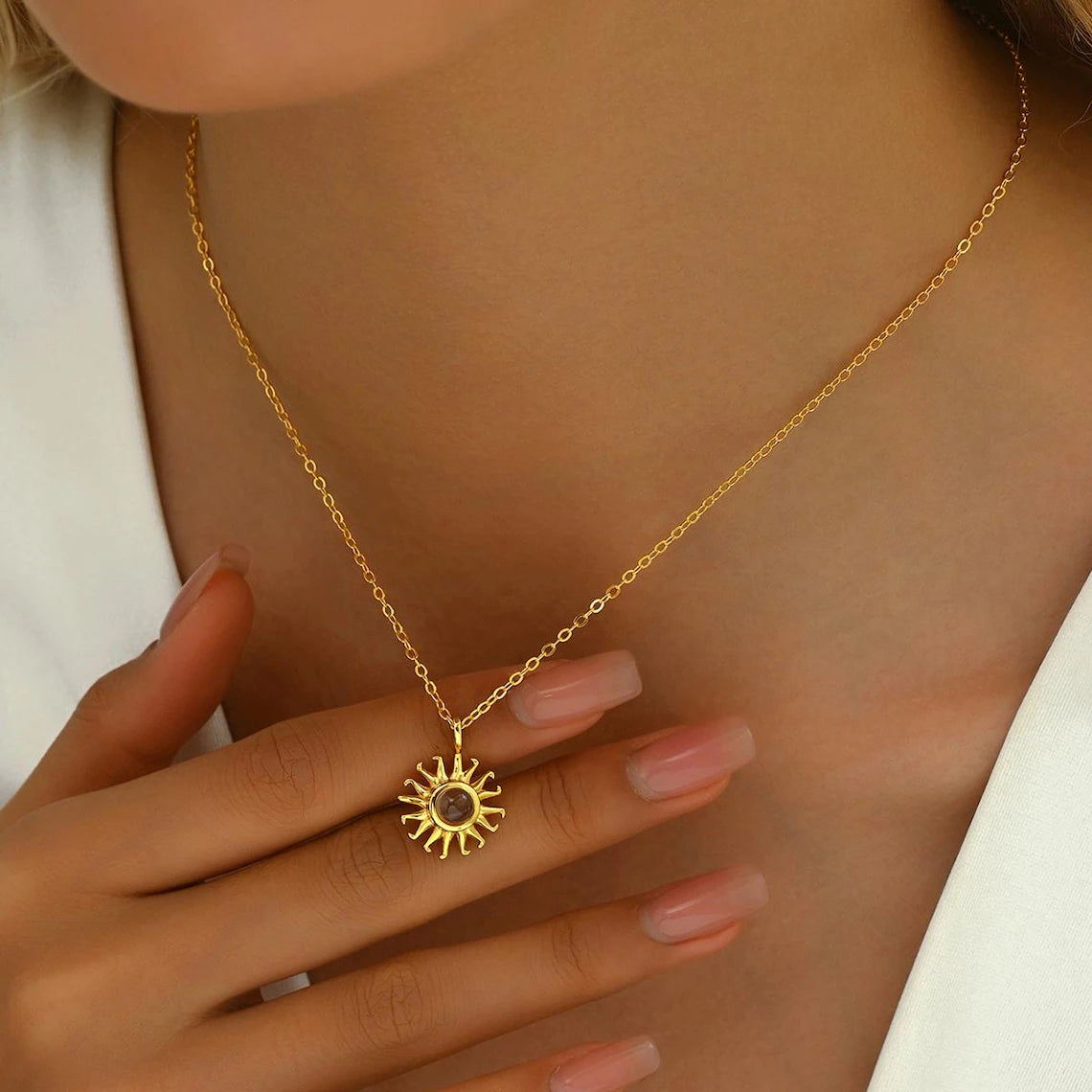 Custom Engraved 14K Gold Photo Locket Necklace – Personalized Jewelry with Hidden Picture Frame – Unique Gift for Her