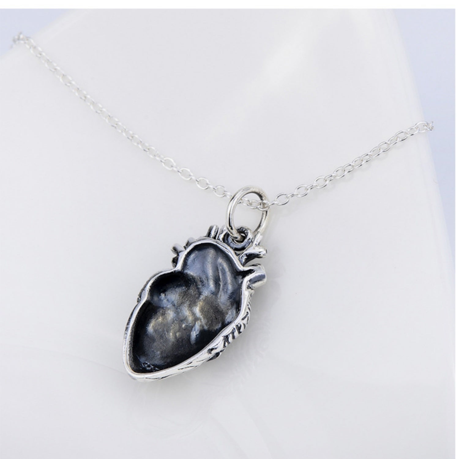 Sterling Silver Anatomical Heart Pendant Necklace – Detailed and Unique Jewelry – Perfect Gift for Her