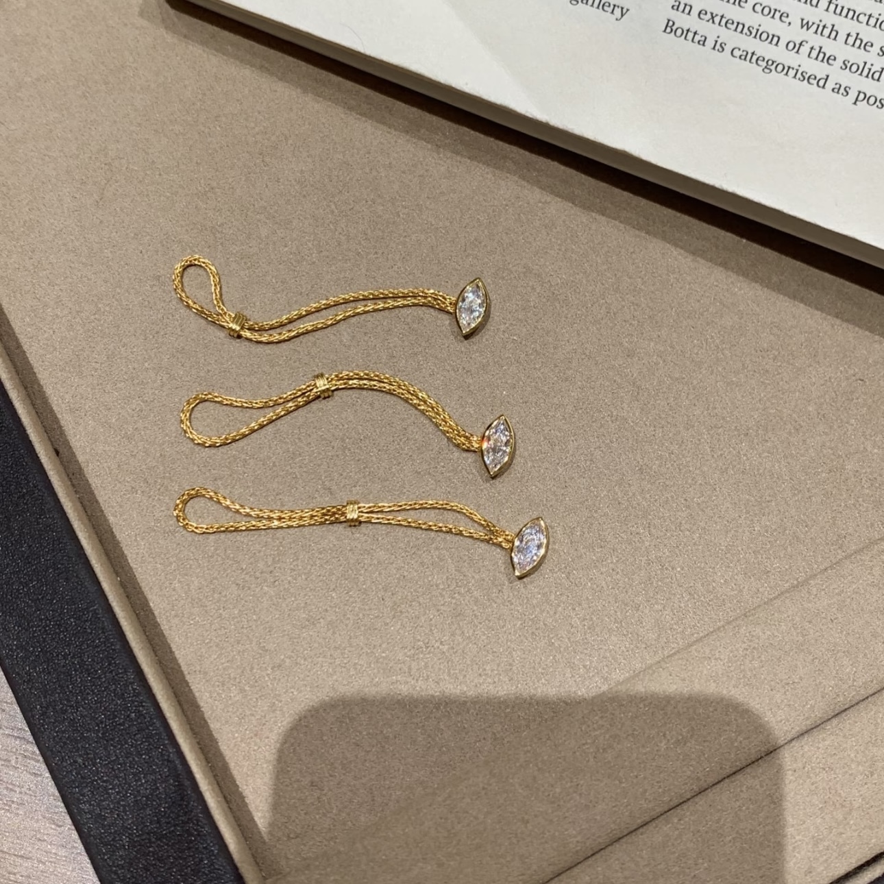 TikTok Viral Vintage Marquise Soft Chain Ring