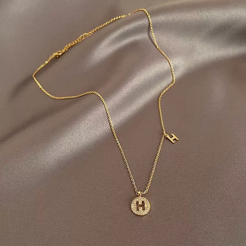 14K gold-plated necklace featuring an alphabet letter pendant