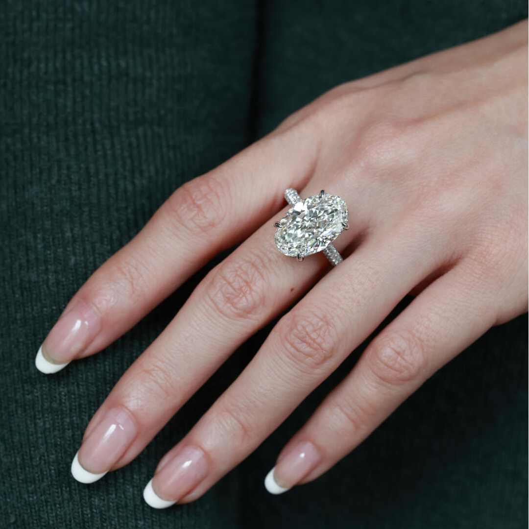 D VVS2 Oval Diamond PT950 Eternity Ring 3–13.14 ct – Light Bulb Spark