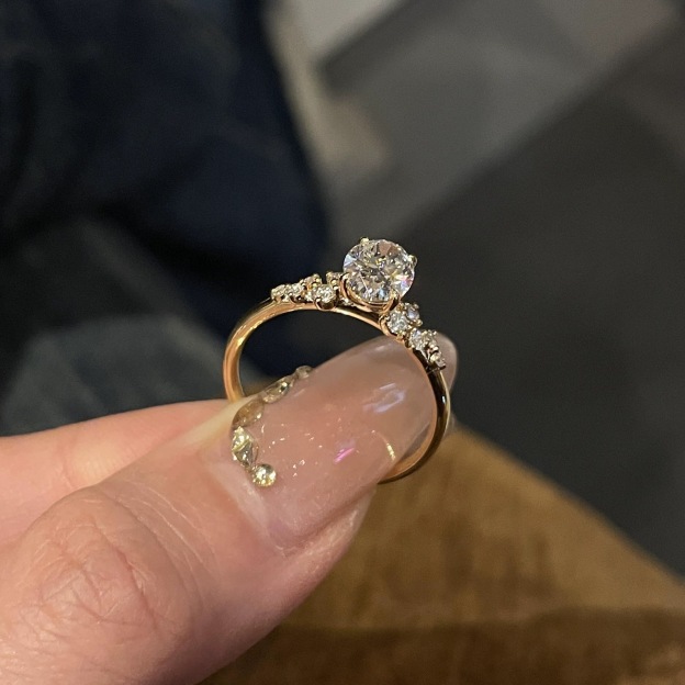 Shooting Star Mini Halo Ring - Lab Grown Diamond