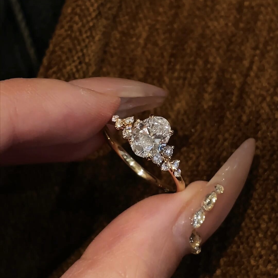 Shooting Star Mini Halo Ring - Lab Grown Diamond