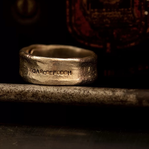 Silver couple rings with customizable engravings