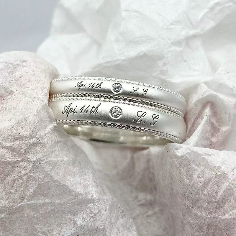 Silver lace edge couple rings with gemstones