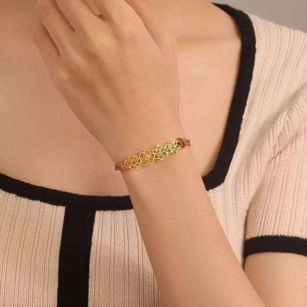 Birth Bloom Bracelet