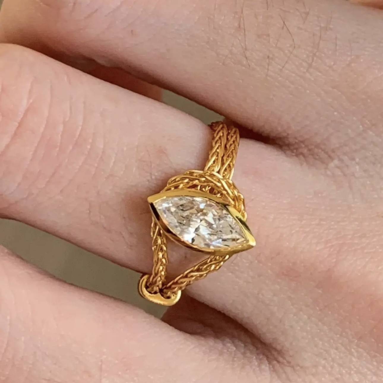 TikTok Viral Vintage Marquise Soft Chain Ring