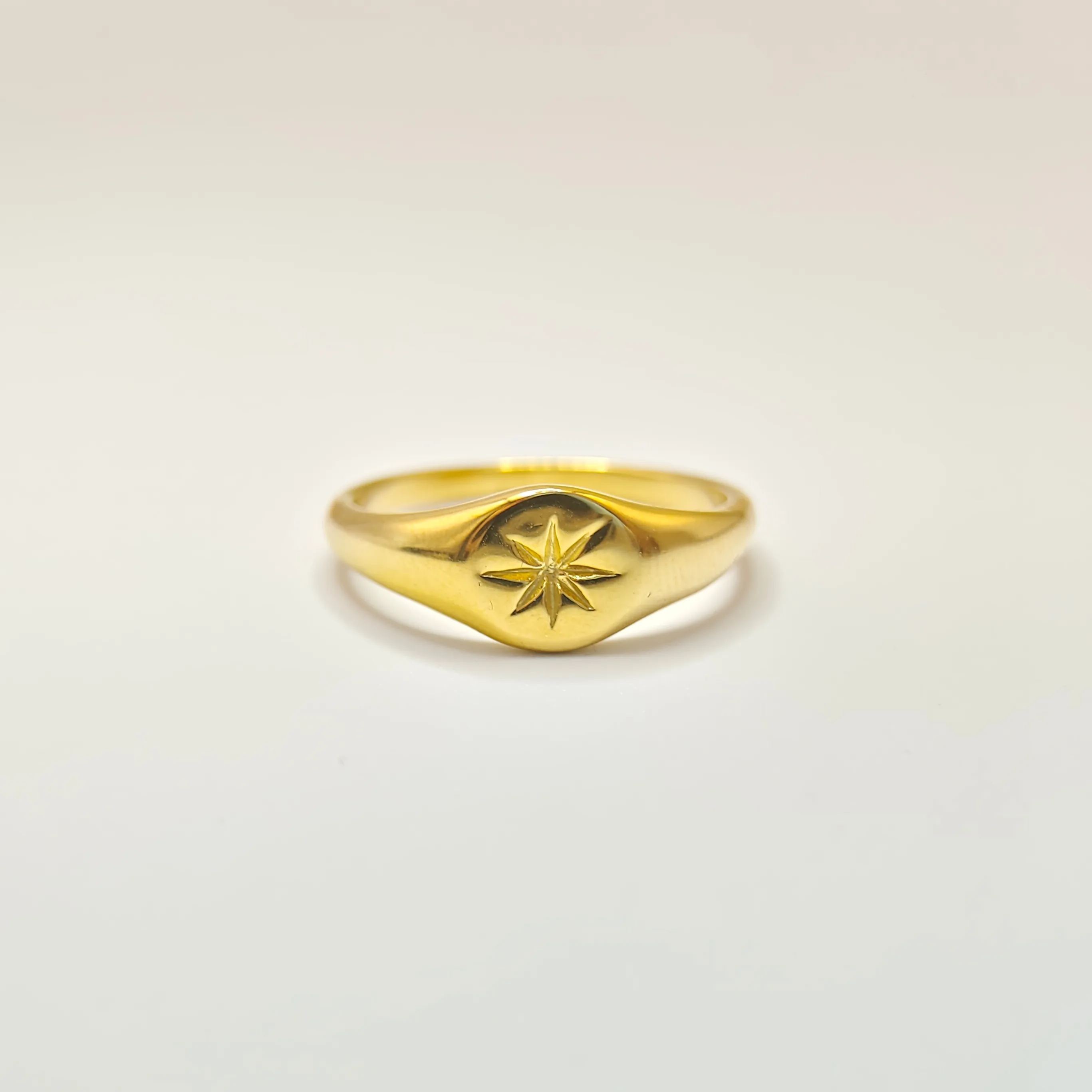 18K Gold Ring, Gold-Plated, Starburst Design, Signet Ring, Classic Style