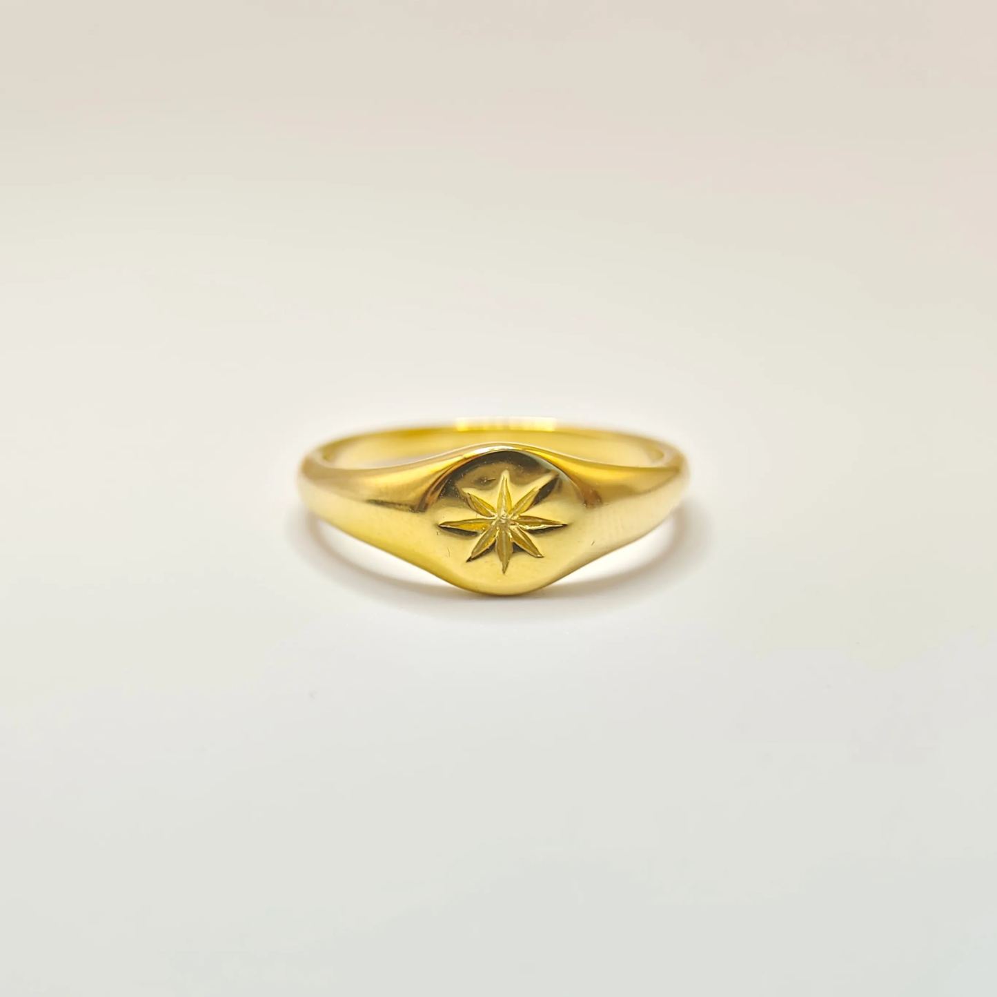 18K Gold Ring, Gold-Plated, Starburst Design, Signet Ring, Classic Style