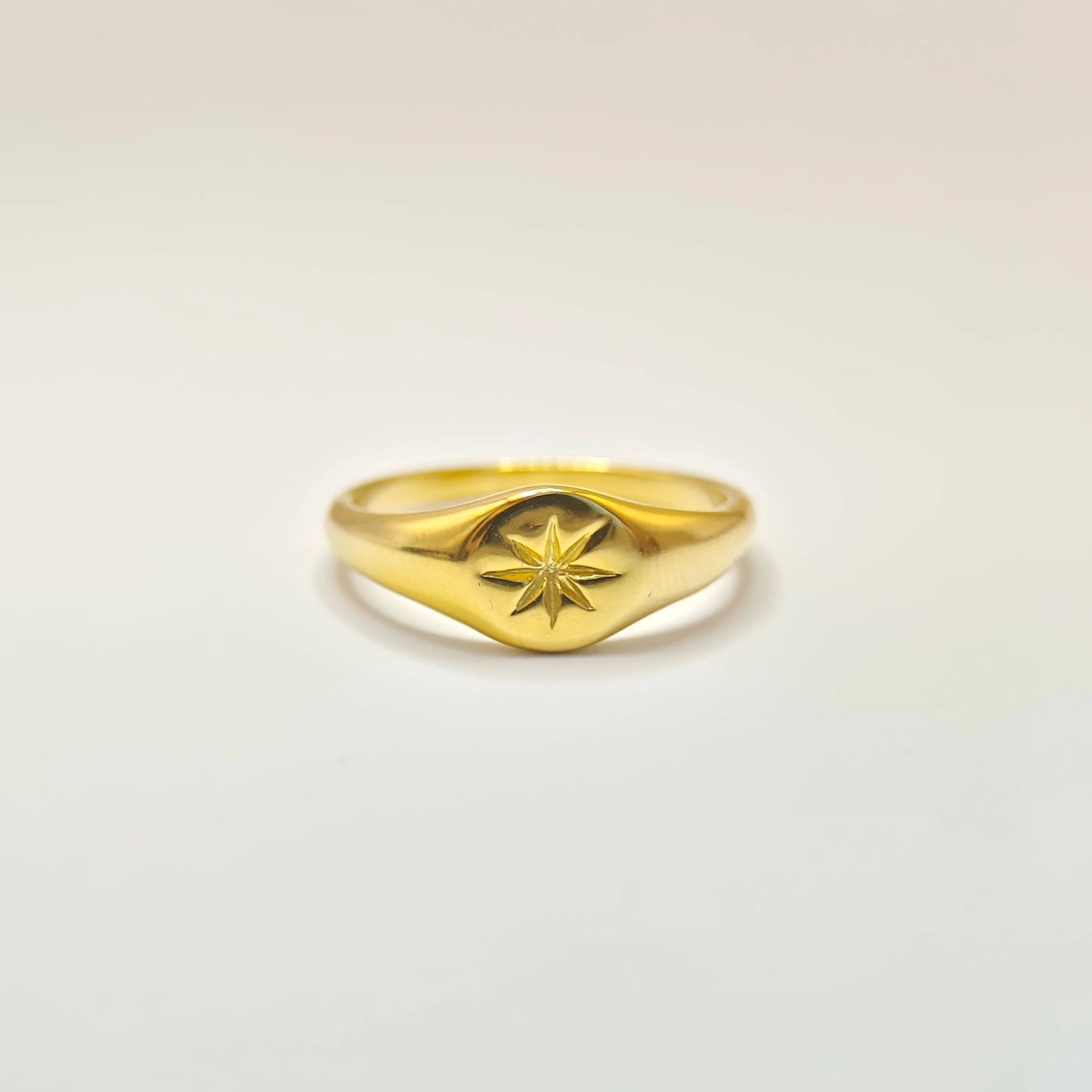 18K Gold Ring, Gold-Plated, Starburst Design, Signet Ring, Classic Style