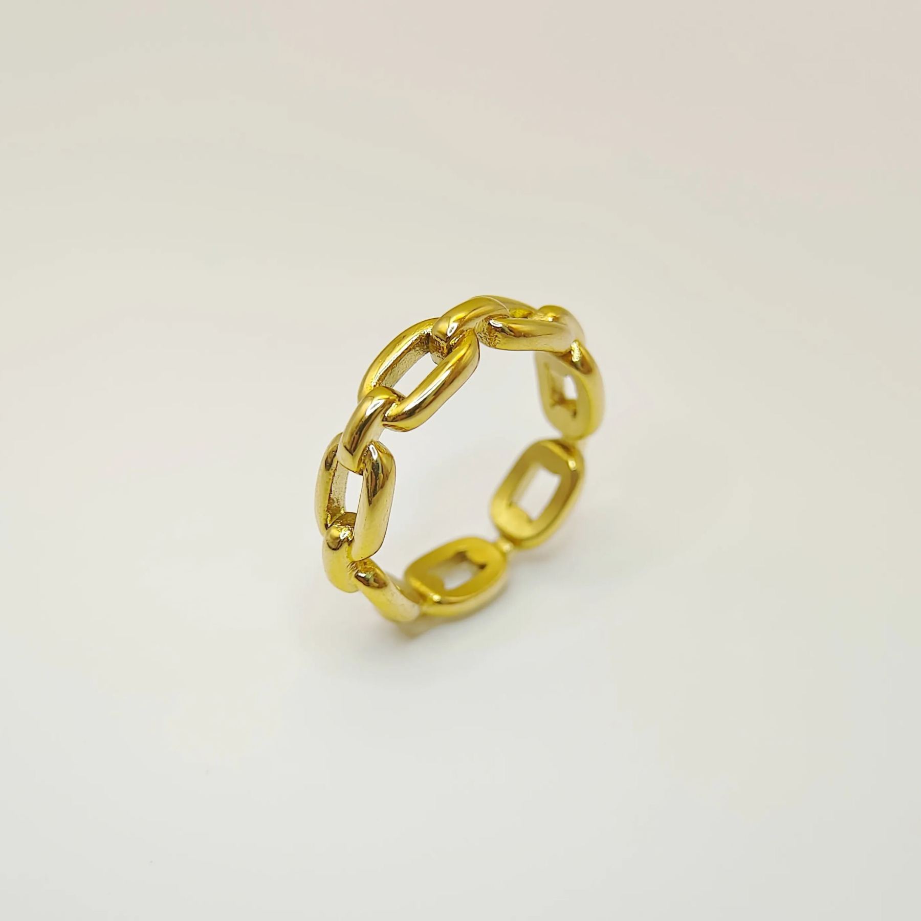 18K Gold Ring, Gold-Plated, Chain Link Design, Fashion Jewelry, Women's Accessories