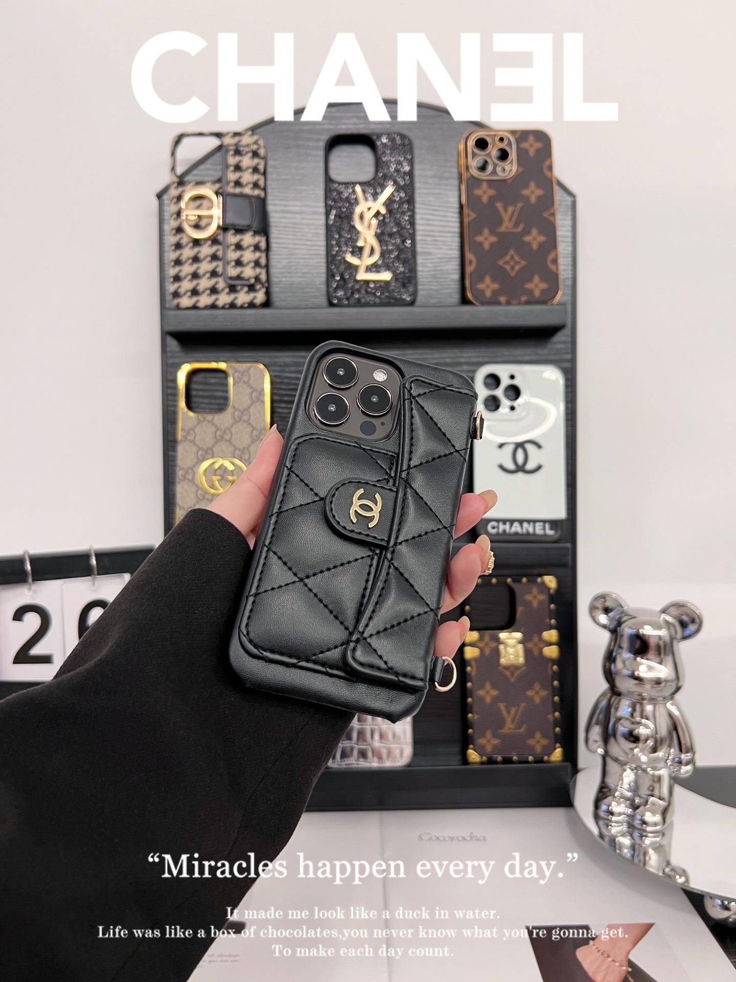 香奈兒卡包磨砂手機殼