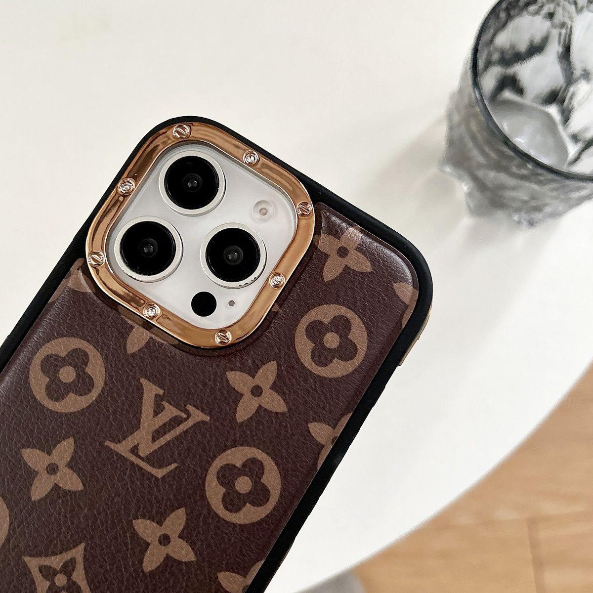 路易威登鑲嵌皮質手機殼