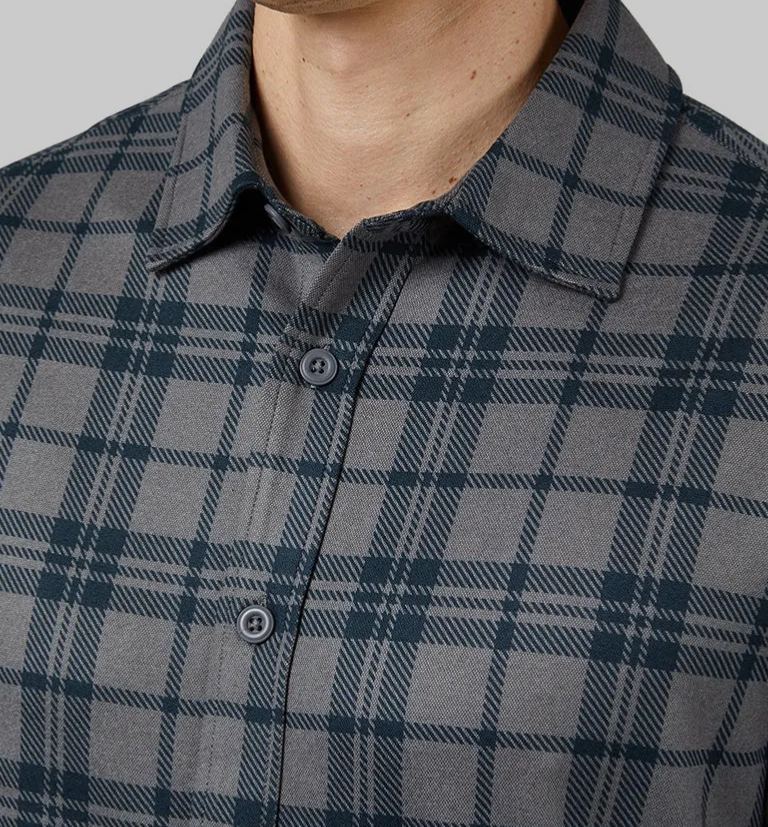 MEN'S SOFT STRETCH KNIT LONG SLEEVE BUTTON-UP