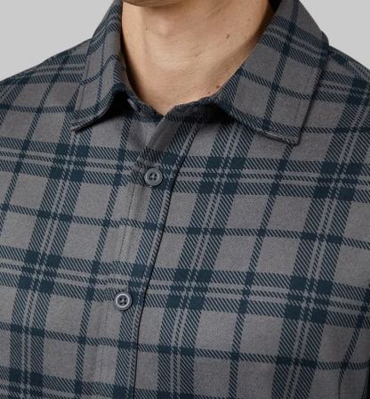 MEN'S SOFT STRETCH KNIT LONG SLEEVE BUTTON-UP