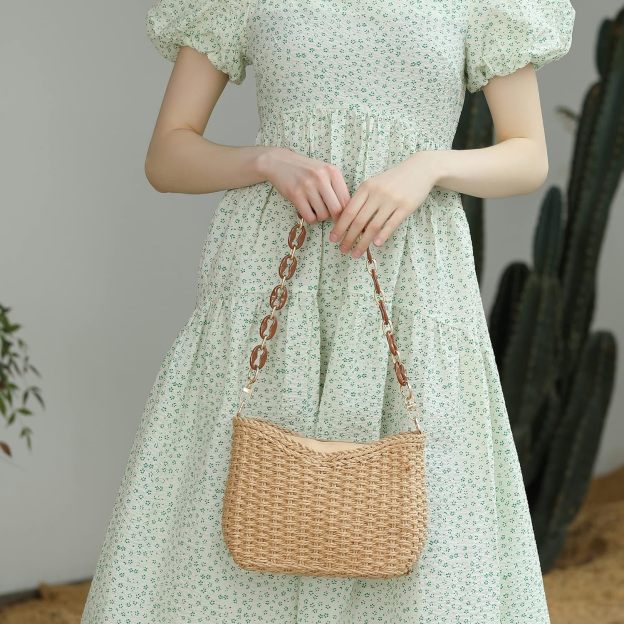 Small Handmade Straw Pocketbook Bag for Women Woven Handbag Shoulder Purse with Chain