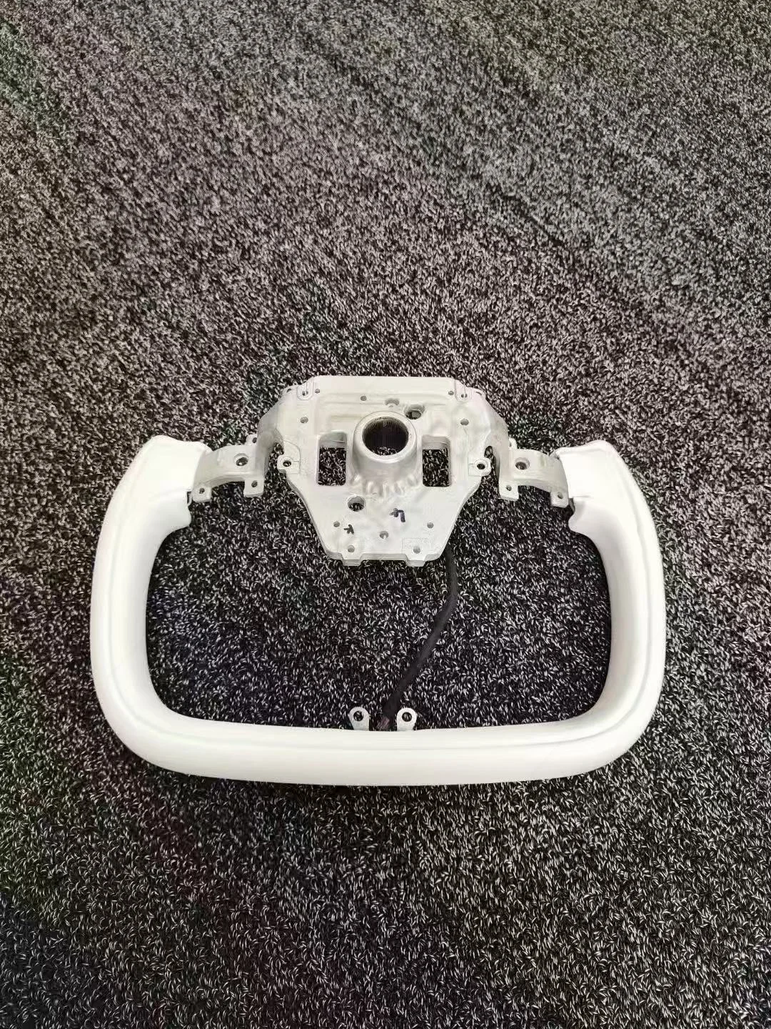 RAINMAKER Sport Yoke Steering Wheel with Heating for Tesla New Model Y Juniper 2025 Car Handle Modified Accessories