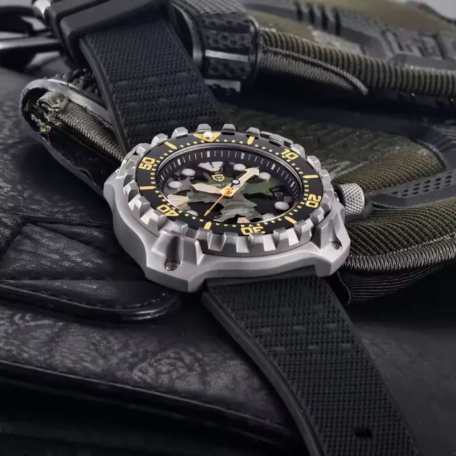 Men's mechanical watch titanium alloy case waterproof luxury business clock