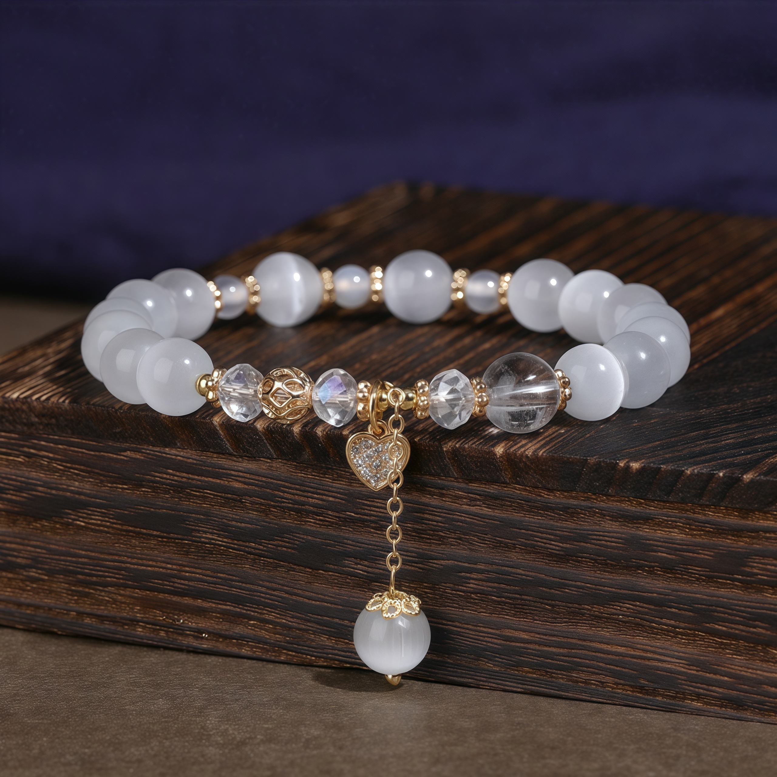 White Cat's Eye Heart Pendant Bracelet