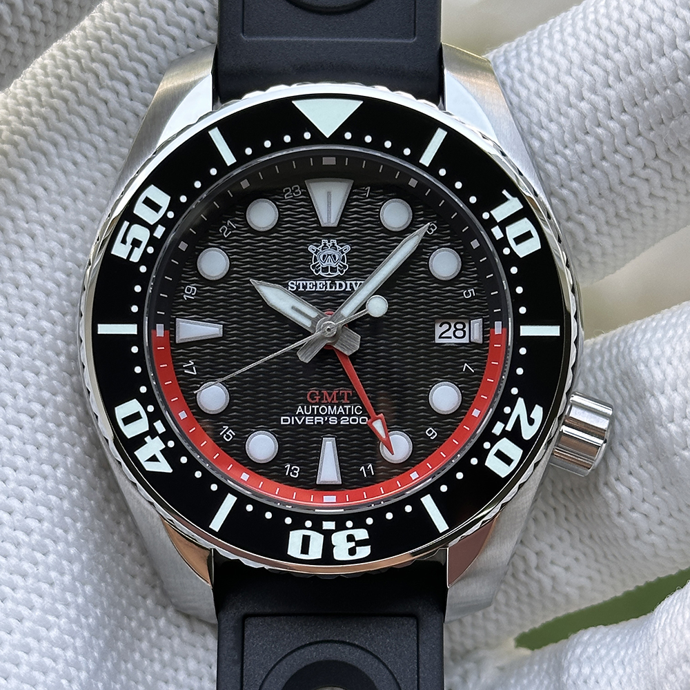 STEELDIVE Official SD1971GMT 44.9MM Swiss Luminous Ceramic Bezel Sapphire Glass 200M NH34 GMT Dive Watch