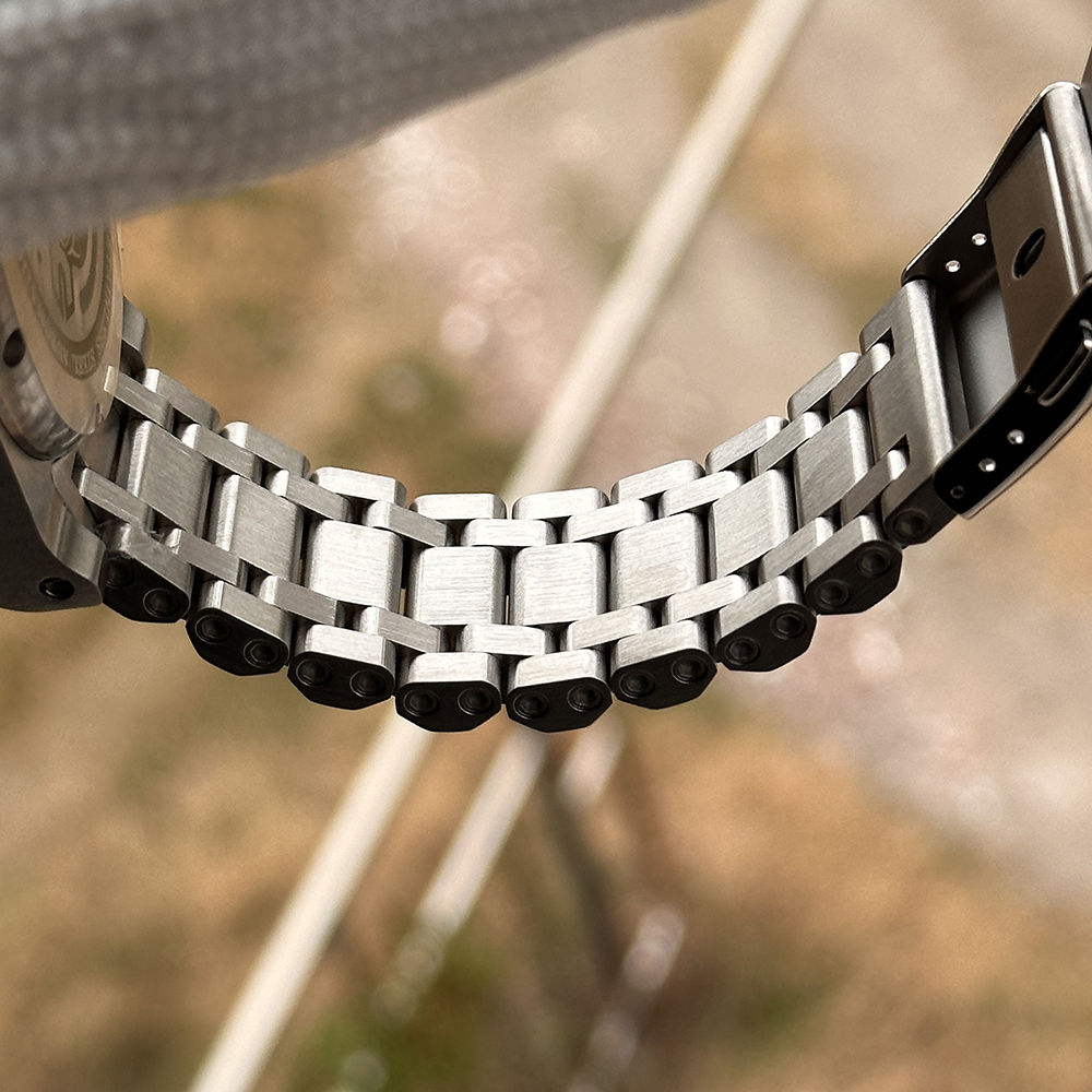 STEELDIVE Official SD1987 Unique Design Tank Bracelet 2000M Waterproof Japan NH35 Automatic Dive Watch for Men