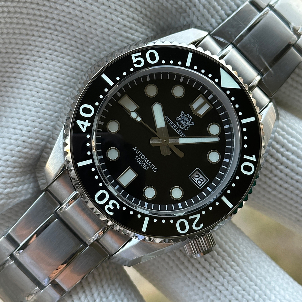 STEELDIVE Official SD1968 Swiss Luminous Sapphrie Glass 200M Waterproof NH35 Automatic Dive Watch