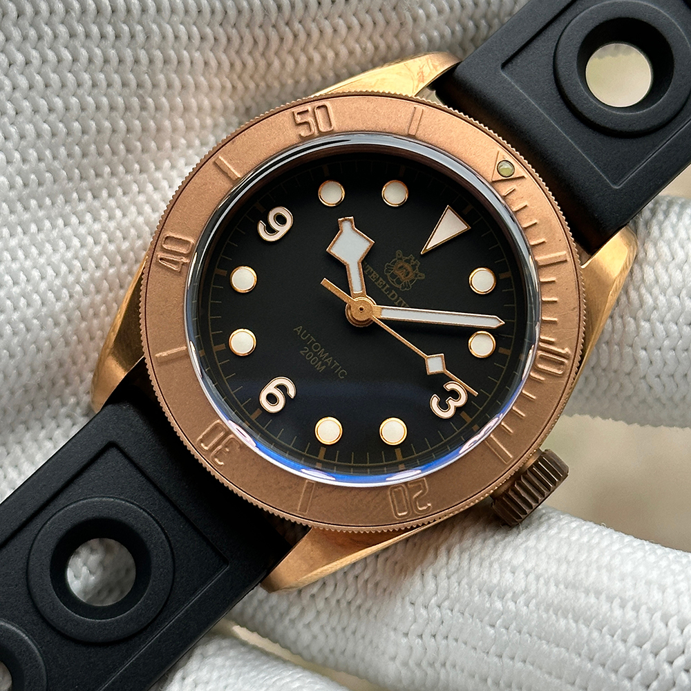 STEELDIVE Official SD1958S 41.1MM Solid Bronze Case 200M Waterproof Sapphire Glass NH35 Automatic Mens Dive Watch