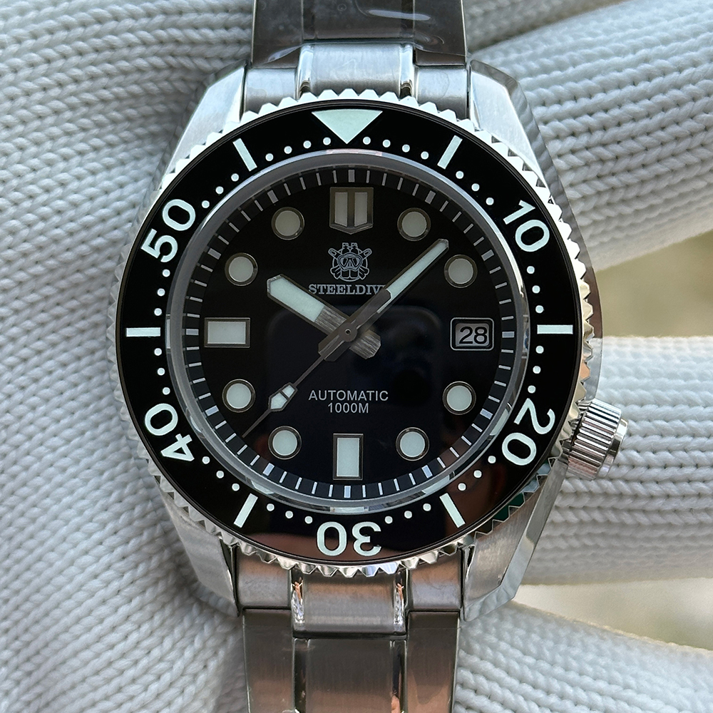 STEELDIVE Official SD1968 Swiss Luminous Sapphrie Glass 200M Waterproof NH35 Automatic Dive Watch
